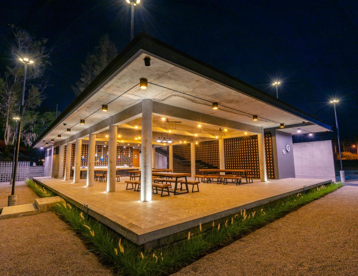 Hotel The Bloc @ Sea Thap Sakae Zewnętrze zdjęcie